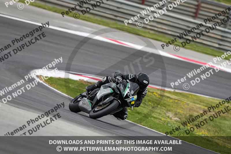 cadwell no limits trackday;cadwell park;cadwell park photographs;cadwell trackday photographs;enduro digital images;event digital images;eventdigitalimages;navarra;no limits trackdays;peter wileman photography;racing digital images;trackday digital images;trackday photos